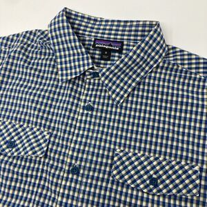 Patagonia Men's M Lightweight A/C Shirt Plaid Button Up Short Sleeve Hiking